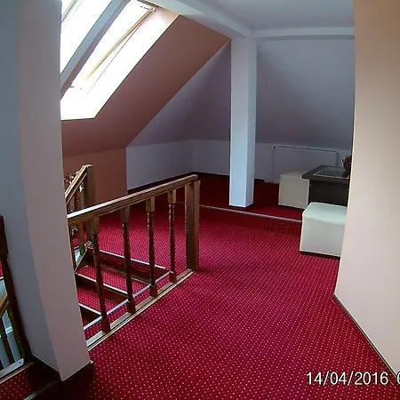 Marasesti Hotel 2*